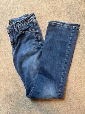 Silver Jeans Straight Leg Women's Dark Blue Denim Avery Slim Boot 30X33